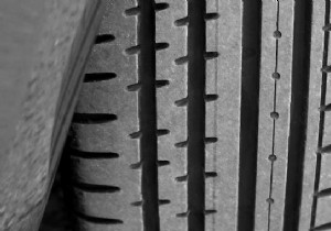 Save Fuel in Winter: Install Snow Tires Only When Roads Are Snowy