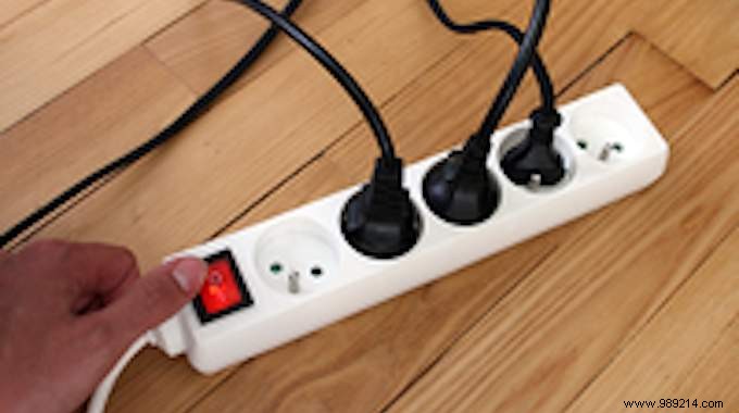 Slash Your Electricity Bill: Eliminate Standby Power Waste with Power Strips