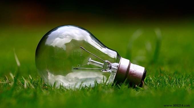 Slash Your Electricity Bill: Simple Habit of Turning Off Lights in Empty Rooms