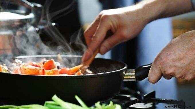 Proven Tips to Save Energy While Cooking Your Favorite Meals