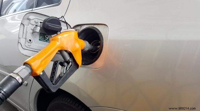 How to Save on Fuel: My Proven Weekly Budget Strategy