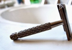 How I Shave Daily While Saving 18 Liters of Water Each Time