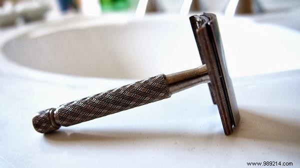 How I Shave Daily While Saving 18 Liters of Water Each Time