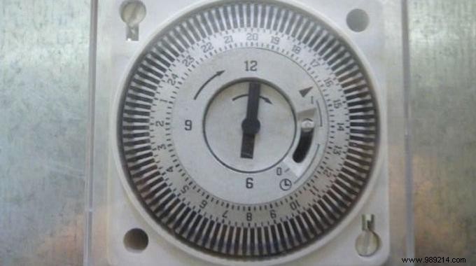 Master Your Electricity Bills with a Reliable Mechanical Timer