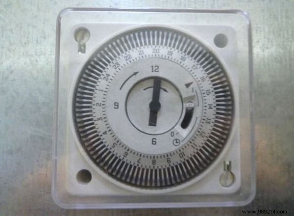 Master Your Electricity Bills with a Reliable Mechanical Timer