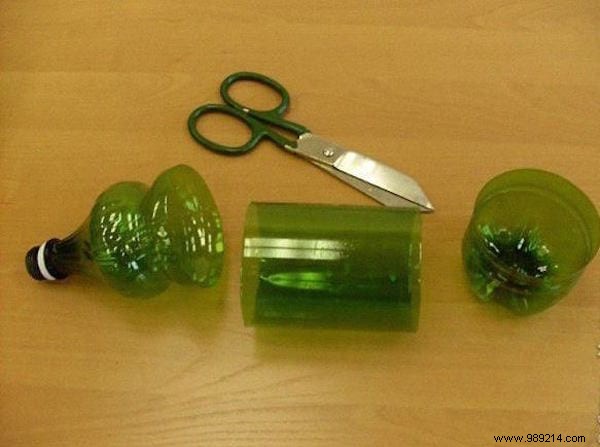 18 Ingenious Ways to Upcycle Plastic Bottles Into Useful Home and Garden Items