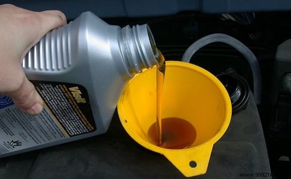 How to Recycle Used Motor Oil for Free: Simple, Eco-Friendly Guide