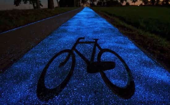 Poland Unveils Its First Solar-Powered Bike Path That Glows at Night