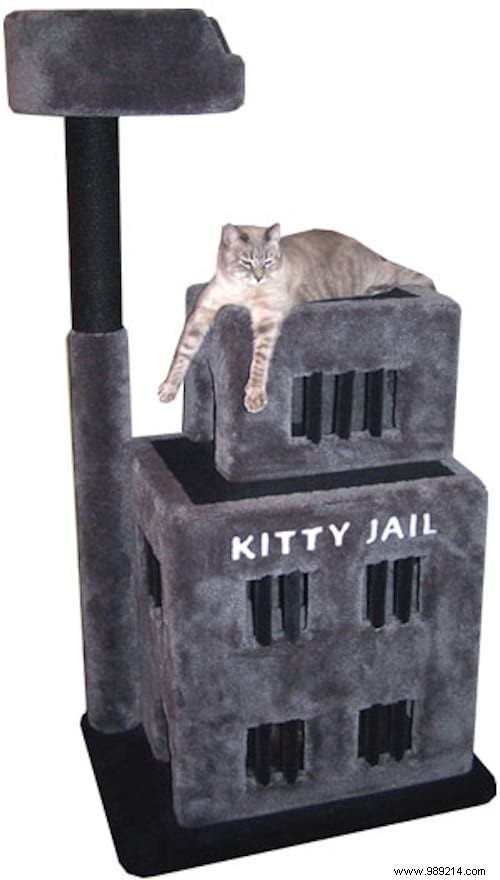 20 Creative Cat Trees Your Cat Will Love: Innovative Designs for Climbing and Play