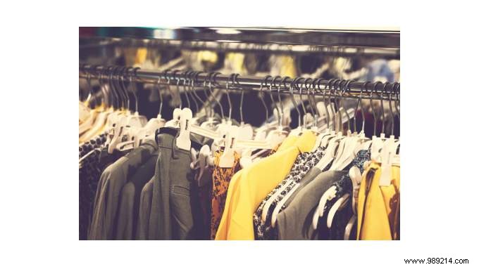 Top 3 Online Vide-Dressing Sites: Expert Picks for Budget Designer Fashion