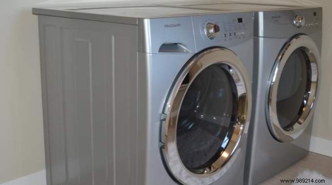 Why Choose a Dryer with a Moisture Sensor: Energy Savings and Better Clothes Care