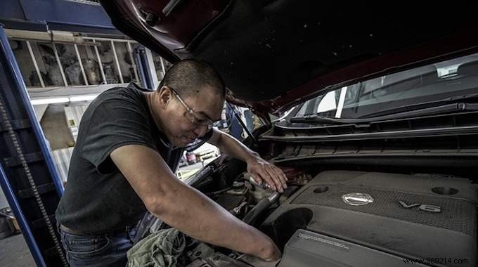 DIY Oil Change: My Hassle-Free Experience with a Suction Pump