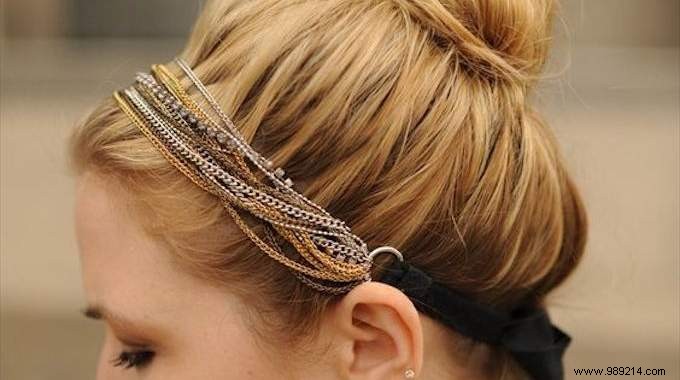 DIY Headband from Old Stockings: Quick, Free, and Effortlessly Chic