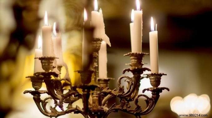 Create Elegant (and Free!) Candle Holders with Stemmed Glasses for Holiday Tables