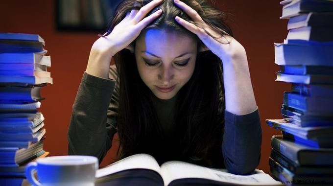 5 Essential Tips to Maximize Your Student Benefits in France