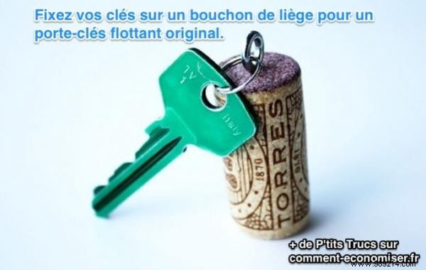 DIY Floating Keychain: Craft Yours in 2 Minutes with Cork and a Screw Eyelet