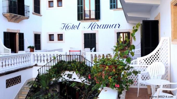 How to Professionally Cancel Your Vacation Booking: Free Standard Letter Template