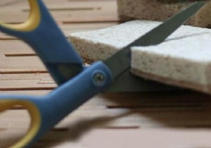 Smart Kitchen Hack: Cut Sponges in Half to Double Their Lifespan and Save Money