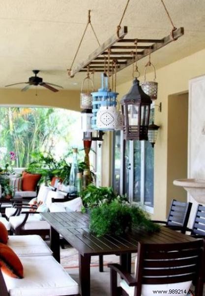 19 Ingenious Ways to Upcycle Old Ladders into Stylish Home Decor