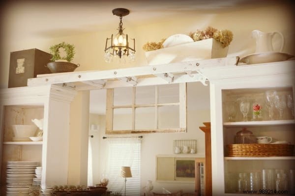 19 Ingenious Ways to Upcycle Old Ladders into Stylish Home Decor