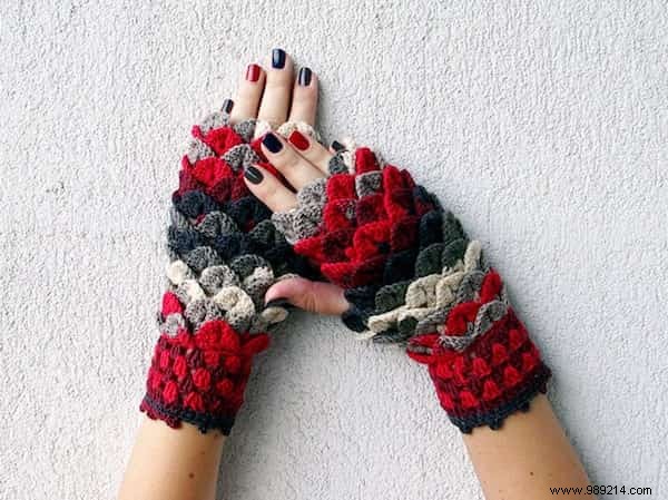 Handcrafted Crochet Dragon Mittens: Cozy Winter Warmth with Touchscreen Fingertips