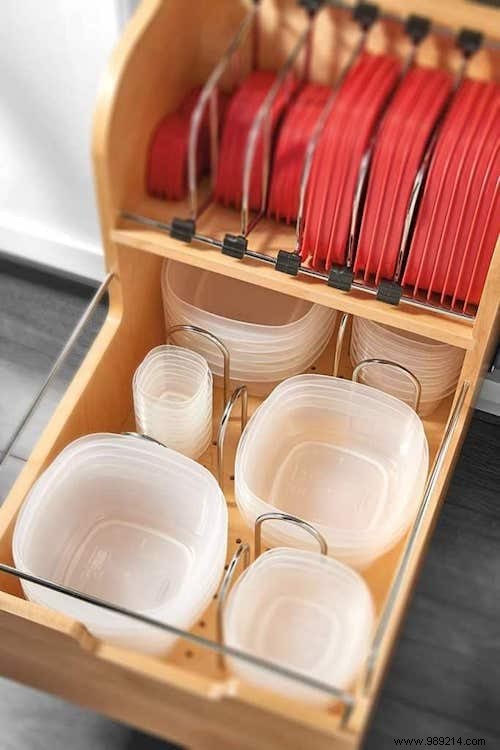 12 Genius Tupperware Storage Ideas to Declutter Your Kitchen Cabinets