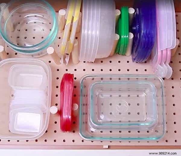 12 Genius Tupperware Storage Ideas to Declutter Your Kitchen Cabinets