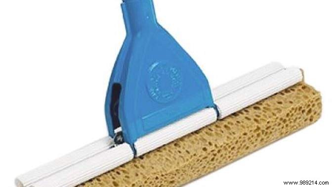 The Economical Sponge Mop: Efficient Home Cleaning with Minimal Replacements