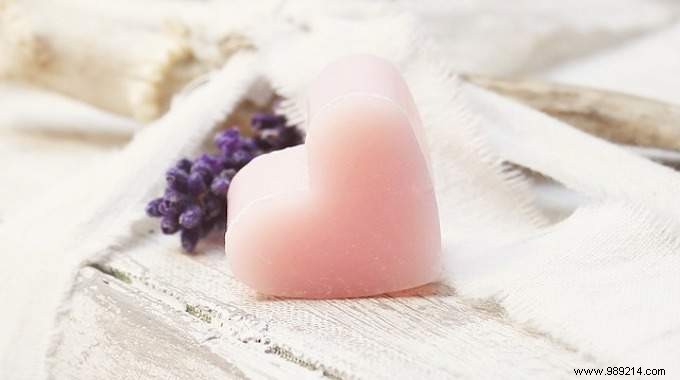 DIY Feng Shui-Inspired Pebble Soap Dish: Elevate Your Bathroom Naturally and for Free