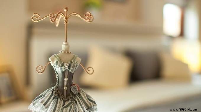 DIY Earring Holder: My 30-Minute Craft for Organized Jewelry