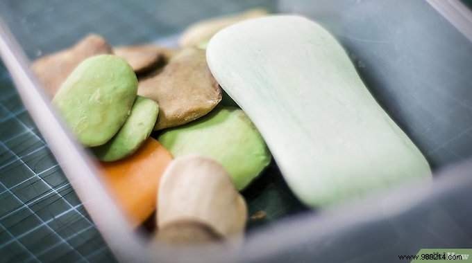 Transform Leftover Soap into Liquid Shower Gel: Easy DIY Guide