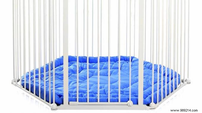 Smart Parenting Hack: Repurposing a Baby Playpen as a Barbecue Safety Barrier