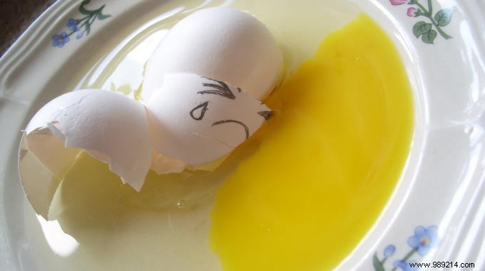 How to Remove Stubborn Egg Stains with Baking Soda: A Proven Cleaning Guide