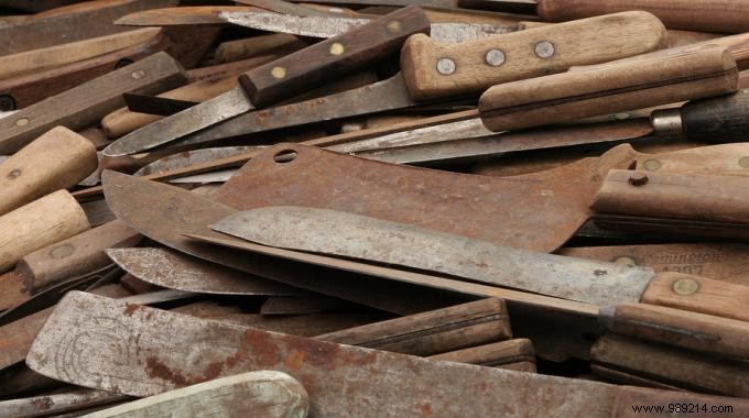 Prevent and Remove Rust from Knives and Tools Using Olive Oil: A Proven Home Solution