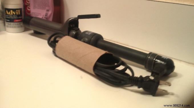 Genius Space-Saving Hack: Organize Device Cables with Empty Toilet Paper Rolls