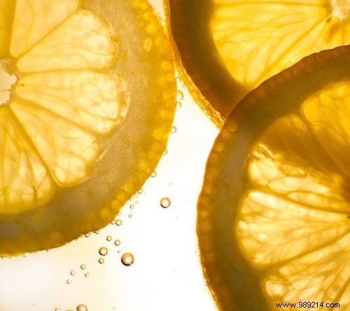 Restore Shine to Bathroom Fixtures: Lemon s Proven Trick for Reviving Enamel