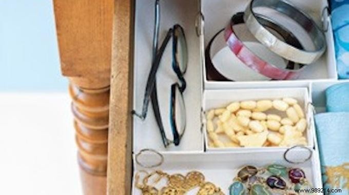 Genius Drawer Organization Hack for Coquette Jewelry and Makeup Lovers