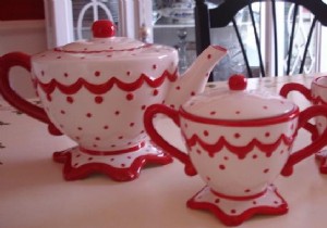 Prevent Mold in Your Teapot: A Simple Sugar Cube Trick from Tea Experts