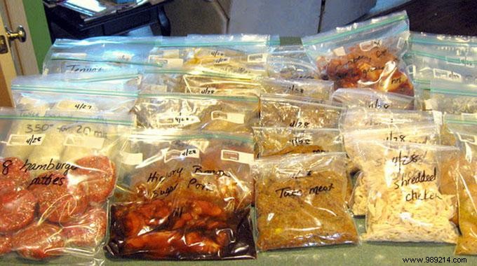 Simple Kitchen Hack: Turn Your Freezer Bag Box into an Easy Dispenser