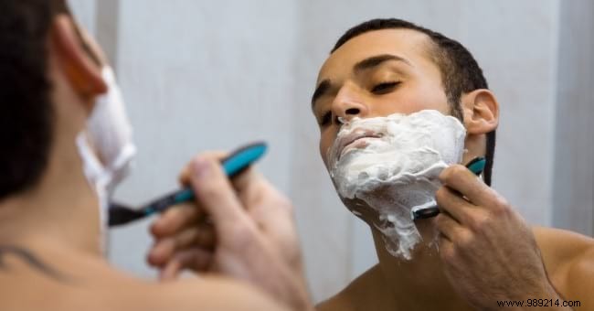 3 Simple Tips to Make Your Razor Blades Last Longer