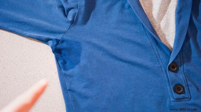 3 Proven Methods to Remove Sweat Stains from Delicate Fabrics and Wool