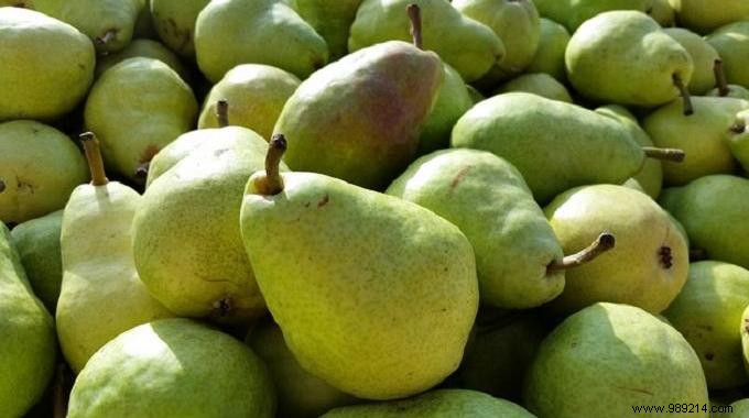 How to Ripen Pears Faster: 2 Simple, Proven Tricks
