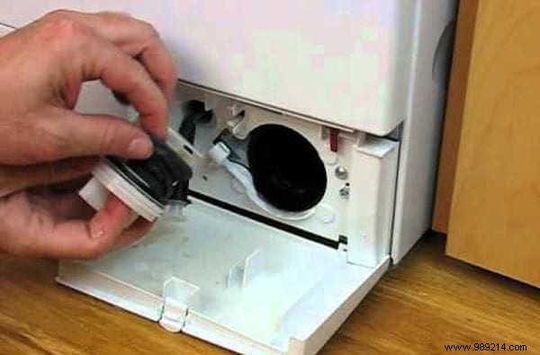 6 Proven Natural Tips to Deep Clean Your Washing Machine Effectively