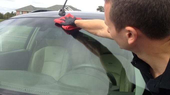 Keep Your Windshield Cleaner Longer: Proven Baking Soda Trick