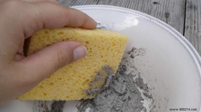 DIY Natural Scouring Cream: The Most Economical Homemade Cleaner from Ash and Water