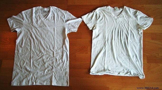 How to Stretch a Shrunken T-Shirt Back to Size with Hair Conditioner