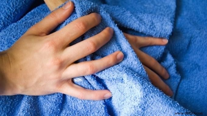 DIY Natural Fabric Softener: My Simple Recipe with Vinegar and Citrus Peels