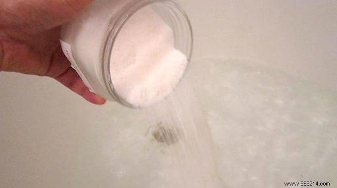 Relieve Everyday Stress with a Simple Baking Soda Bath
