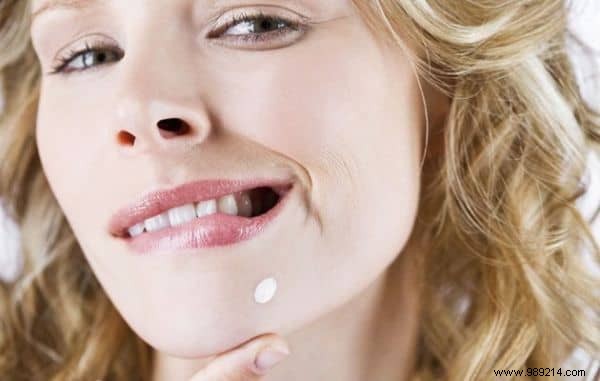 15 Ingenious Toothpaste Hacks for Cleaning, Beauty, and Home Repairs