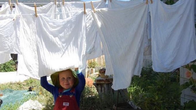 9 Proven Baking Soda Uses for Household Cleaning and Personal Care